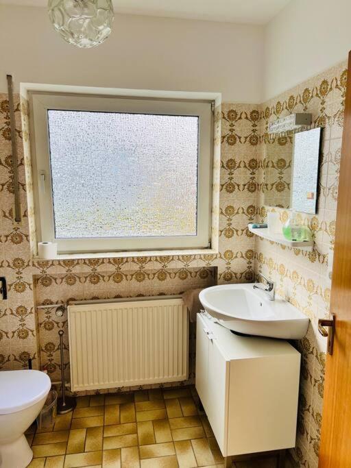 Ferienwohnung In Rheinnaehe Rheinbreitbach Εξωτερικό φωτογραφία